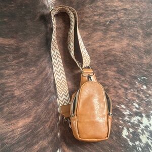 Stylish Tan Leather Crossbody Bag